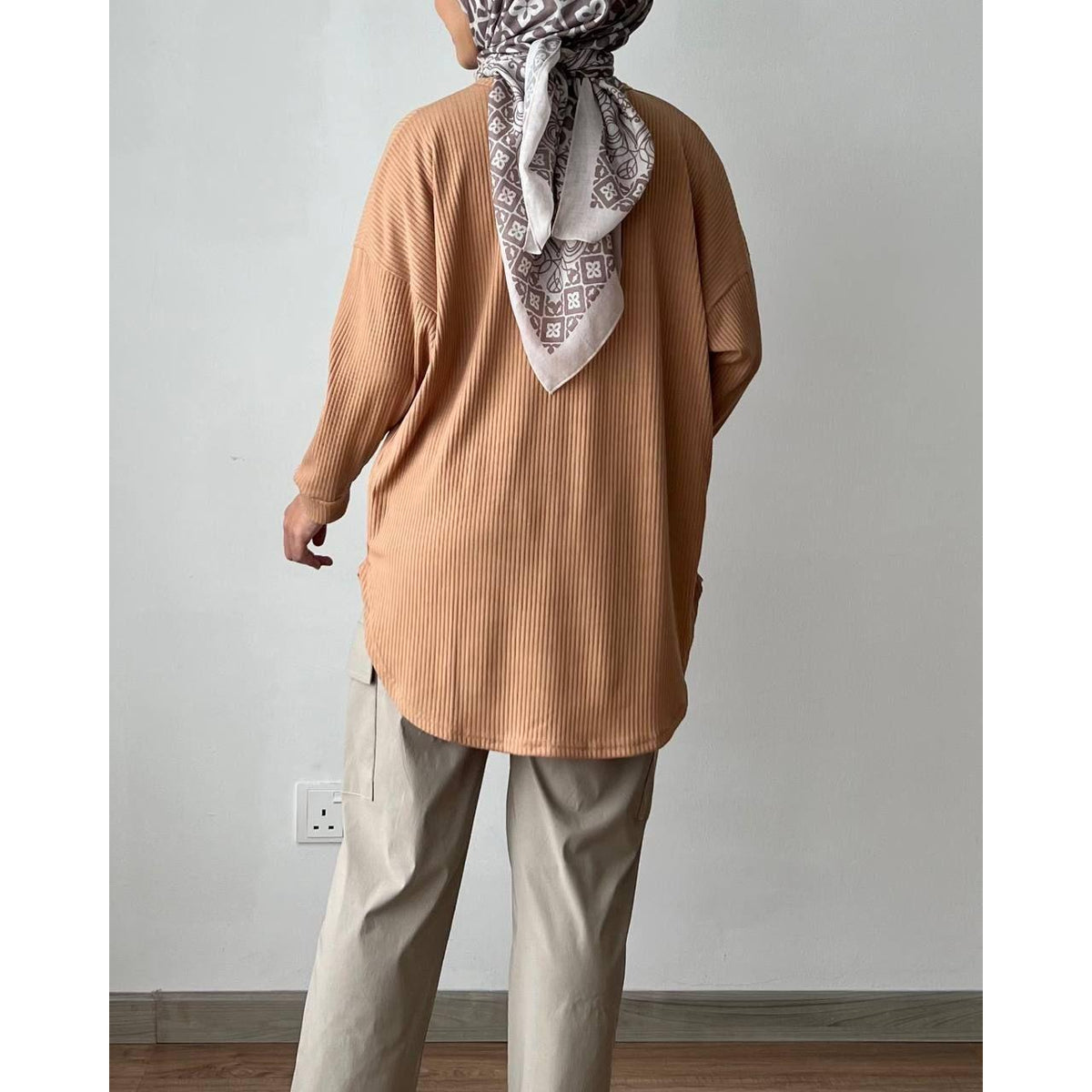 MOORA TOPS BY PETIKITA CASUAL