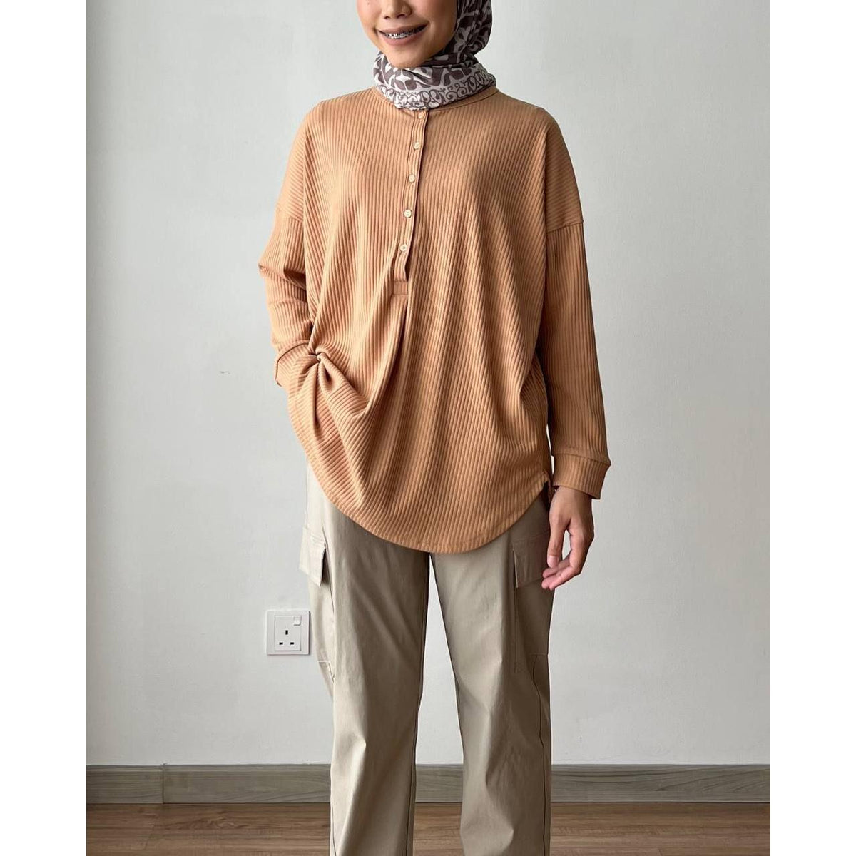 MOORA TOPS BY PETIKITA CASUAL
