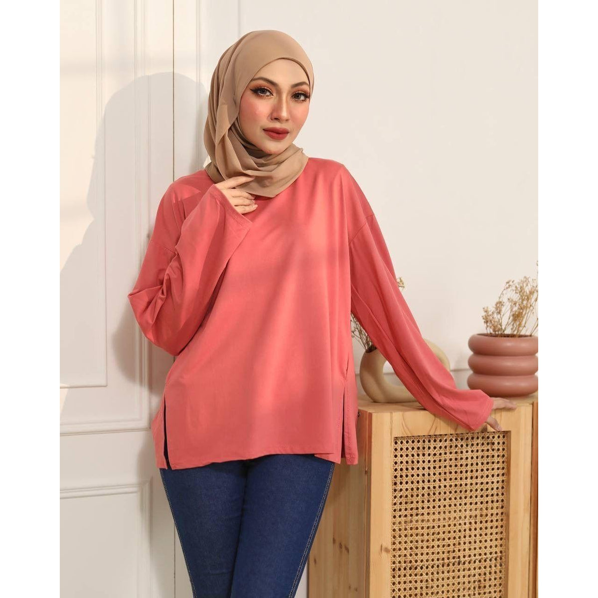 MOMET TOPS BY PETIKITA CASUAL