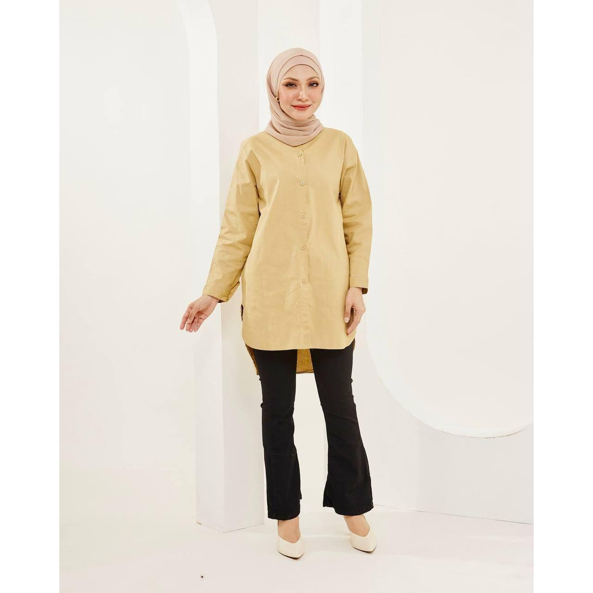 MELLO BLOUSE BY PETIKITAAAA