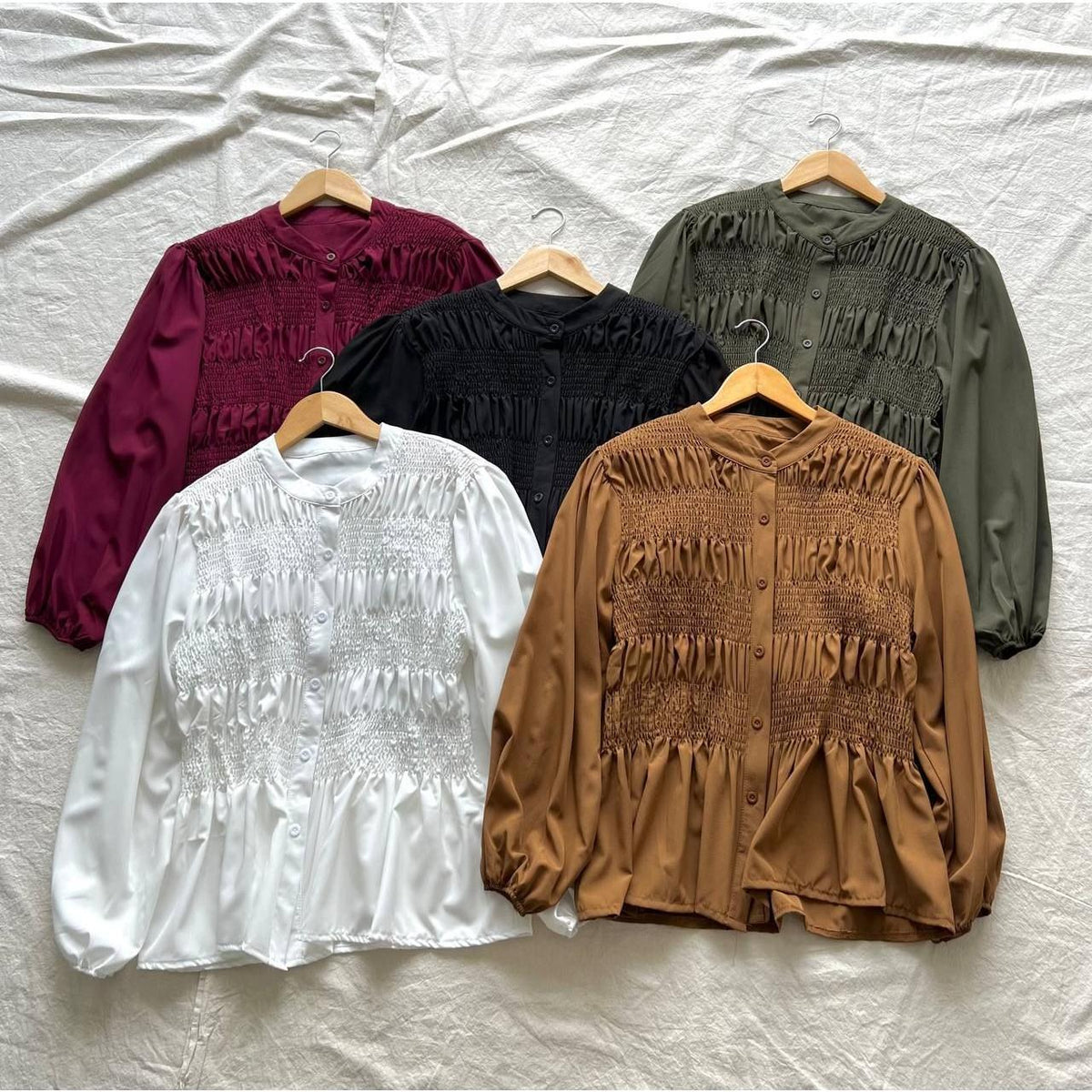 LUESA BLOUSE BY PETIKITAAAA