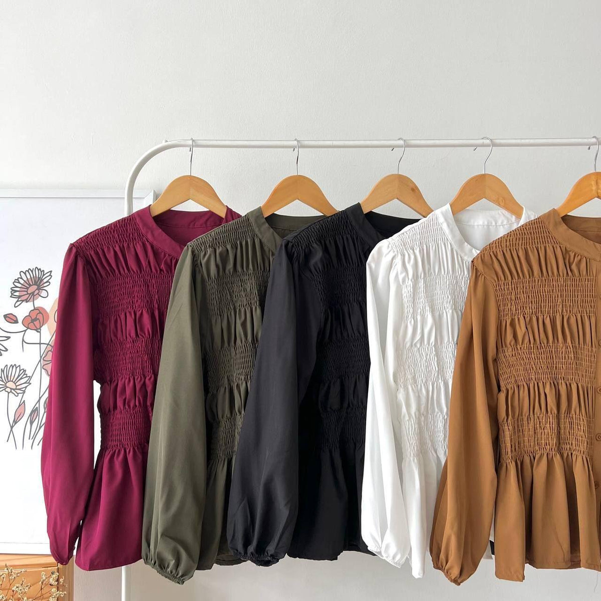 LUESA BLOUSE BY PETIKITAAAA