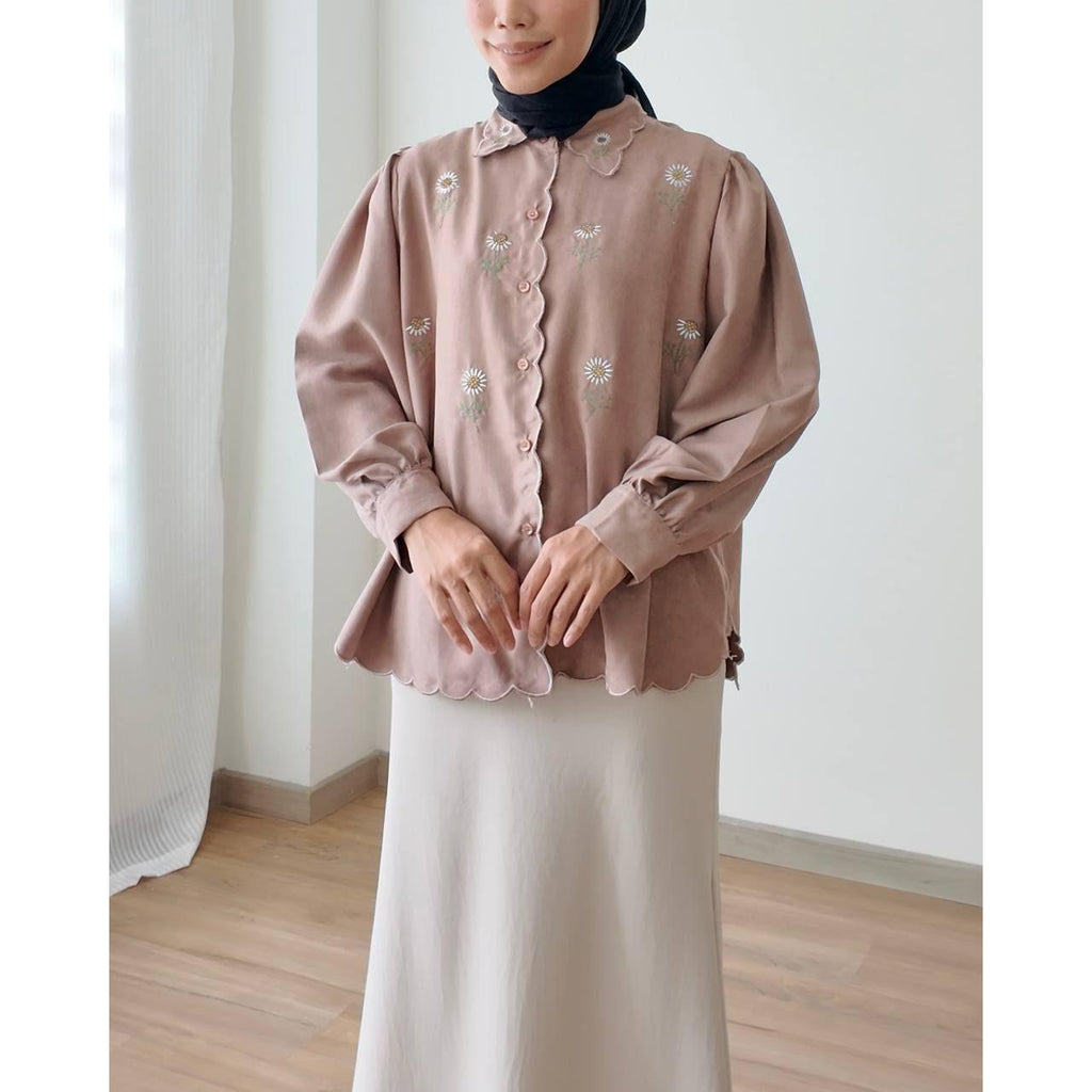 LIYA BLOUSE BY PETIKITA CASUAL