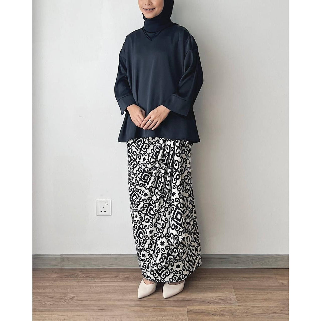 LINNEA KURUNG BY PETIKITA