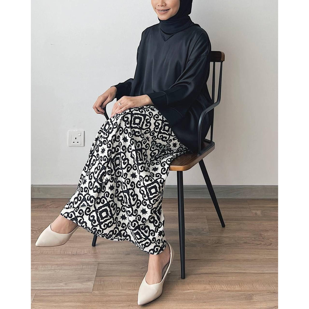 LINNEA KURUNG BY PETIKITA