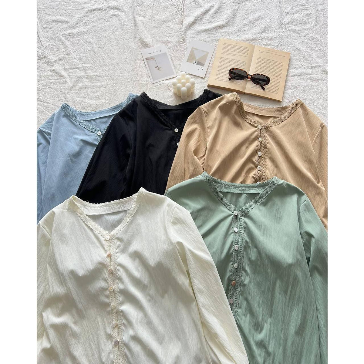 LEYSA BLOUSE BY PETIKITA CASUAL