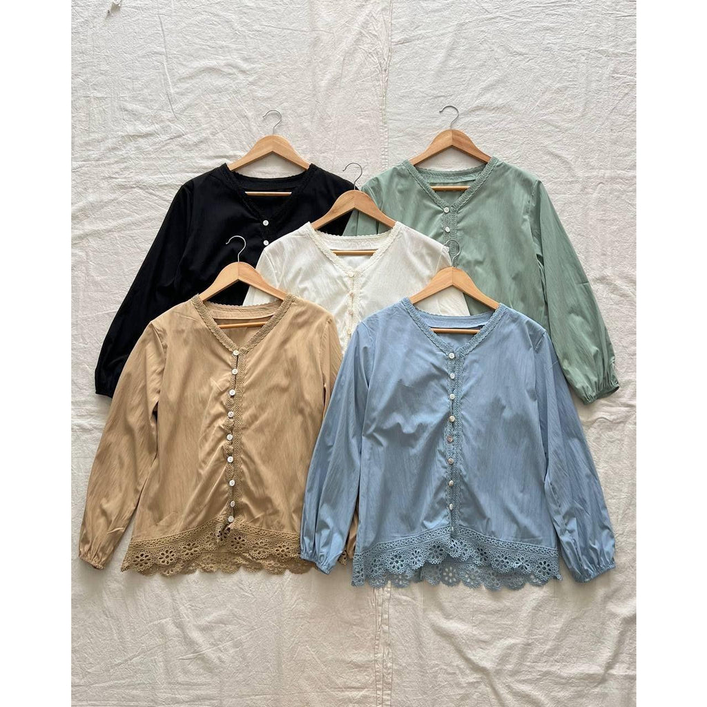 LEYSA BLOUSE BY PETIKITA CASUAL