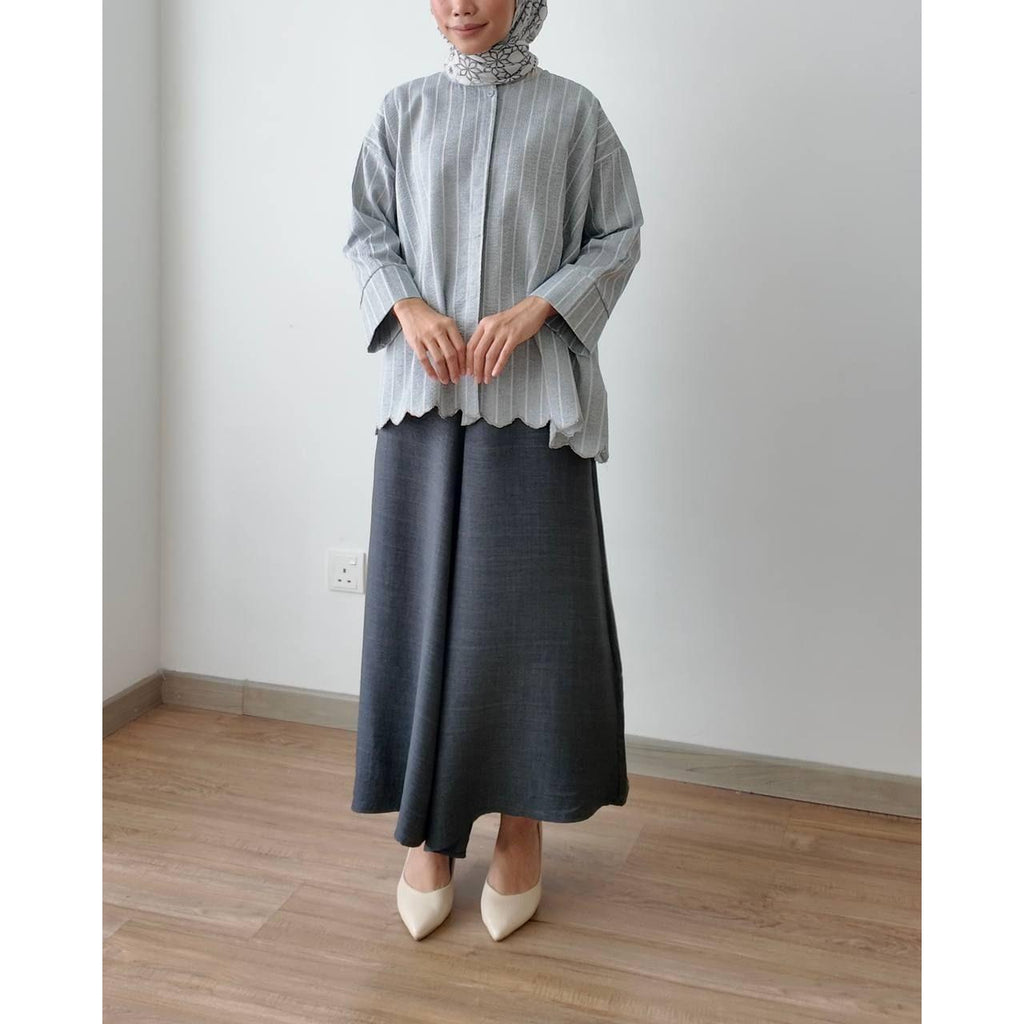 LEYNA BLOUSE BY PETIKITA CASUAL