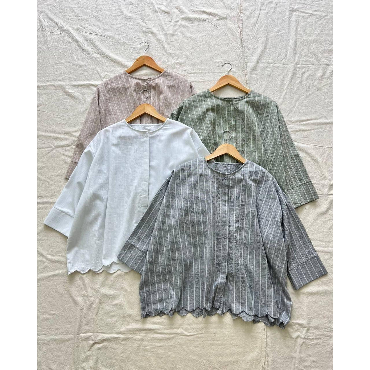LEYNA BLOUSE BY PETIKITA CASUAL
