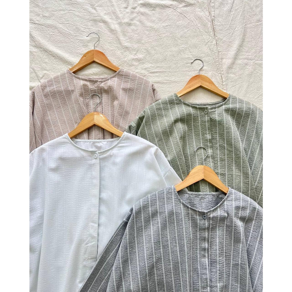 LEYNA BLOUSE BY PETIKITA CASUAL