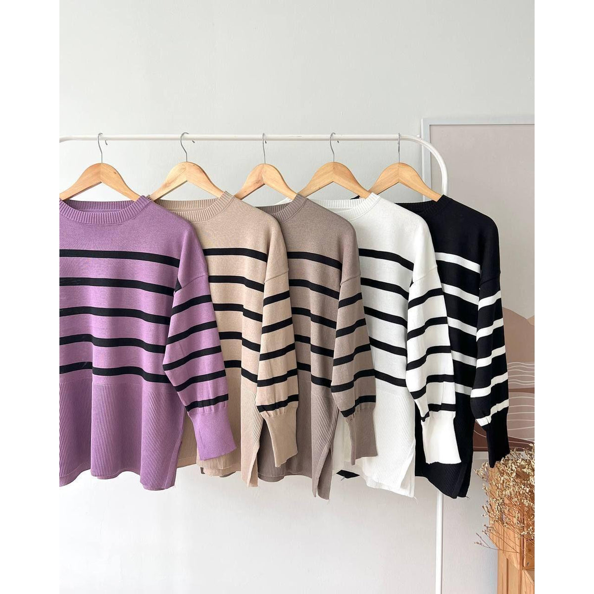 LEEDA TOPS BY PETIKITAAAA