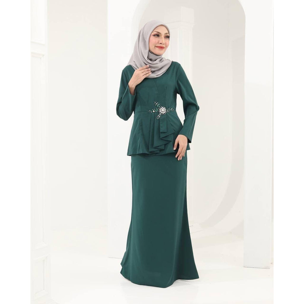 LAVELLA KURUNG BY PETIKITA RAYA