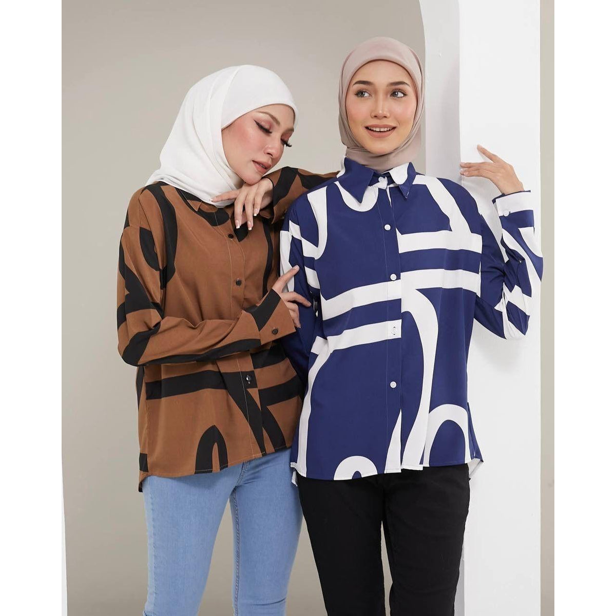 LARINE BLOUSE BY PETIKITA