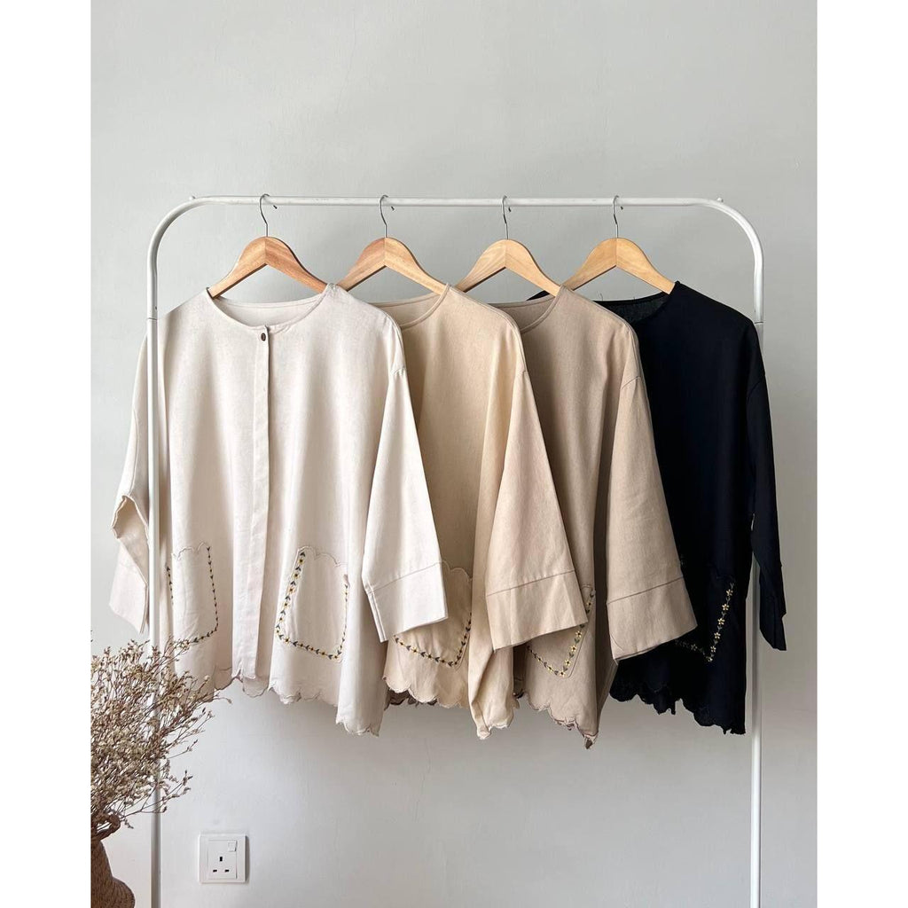 LAILEY BLOUSE BY PETIKITA CASUAL