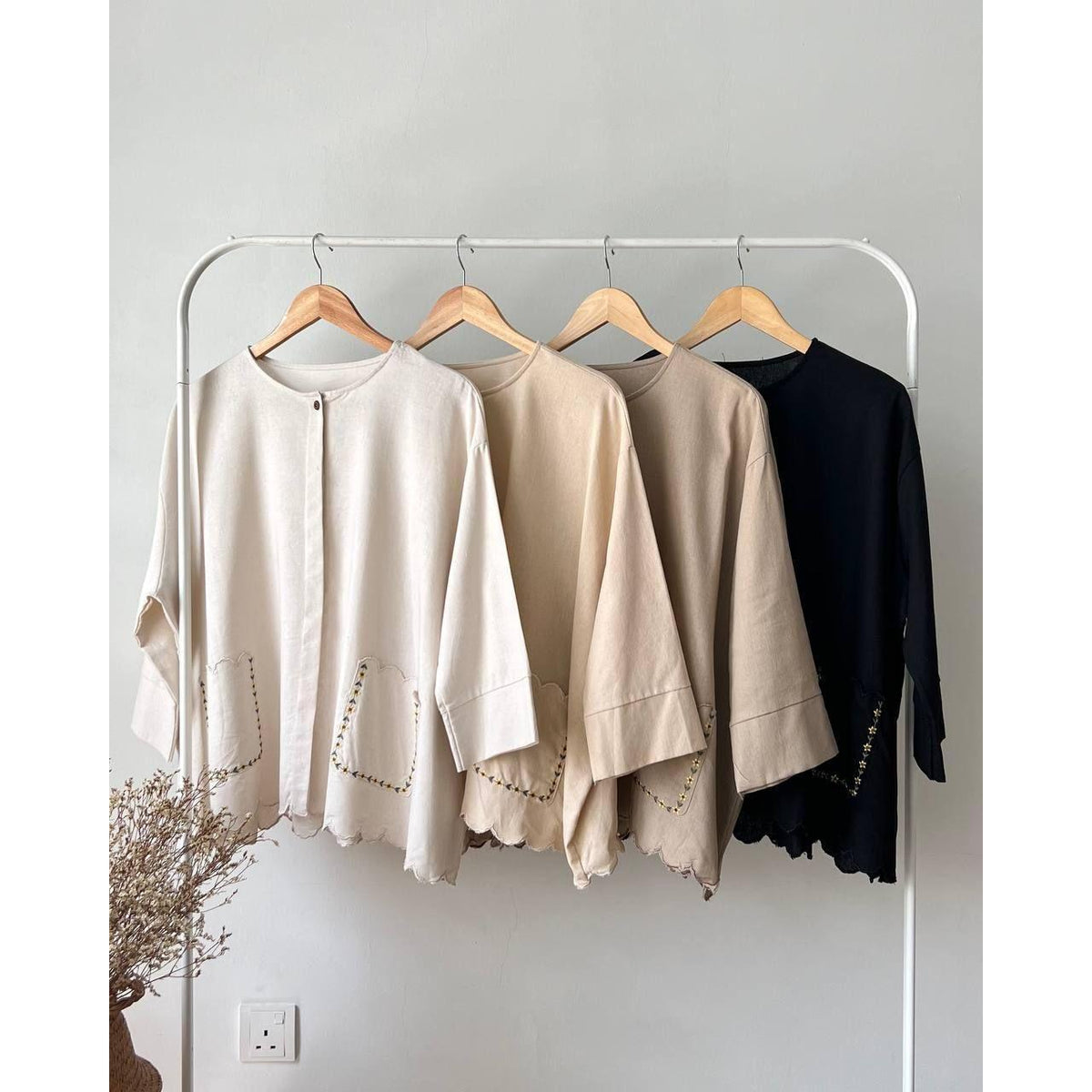 LAILEY BLOUSE BY PETIKITA CASUAL