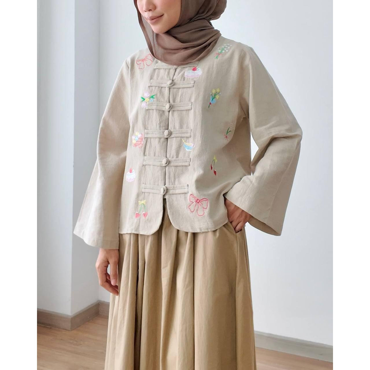 LAIKA BLOUSE BY PETIKITA CASUAL