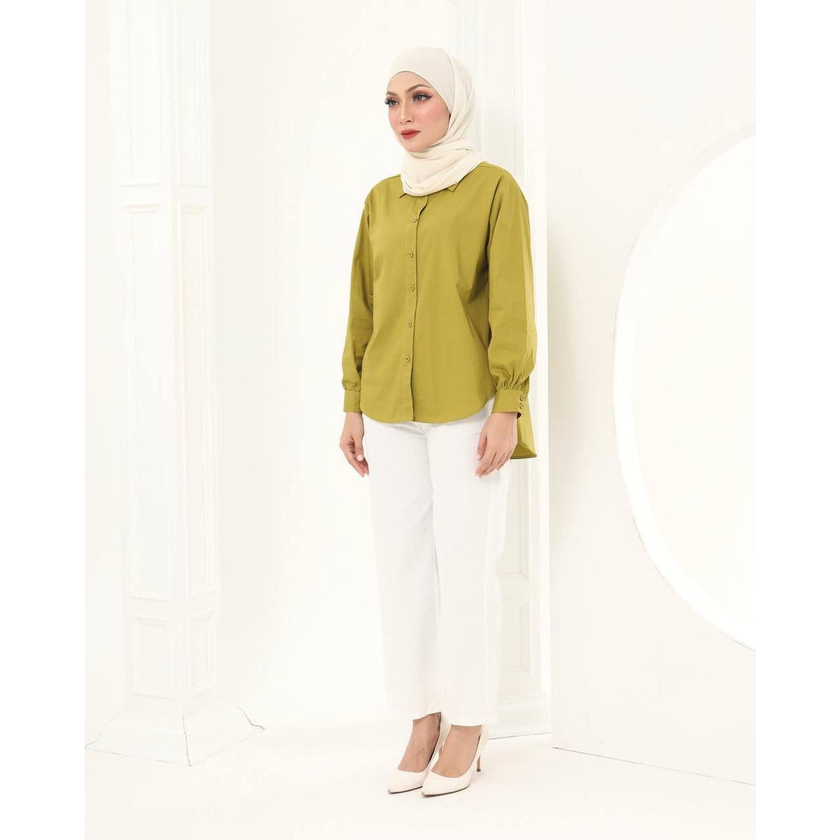 LAEL BLOUSE  BY PETIKITA CASUAL
