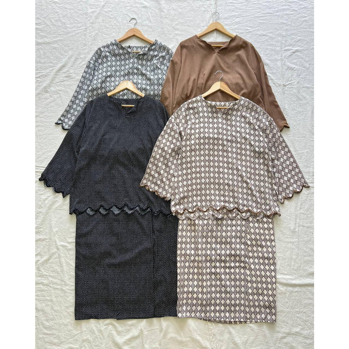 KUNTOM KURUNG BY PETIKITA