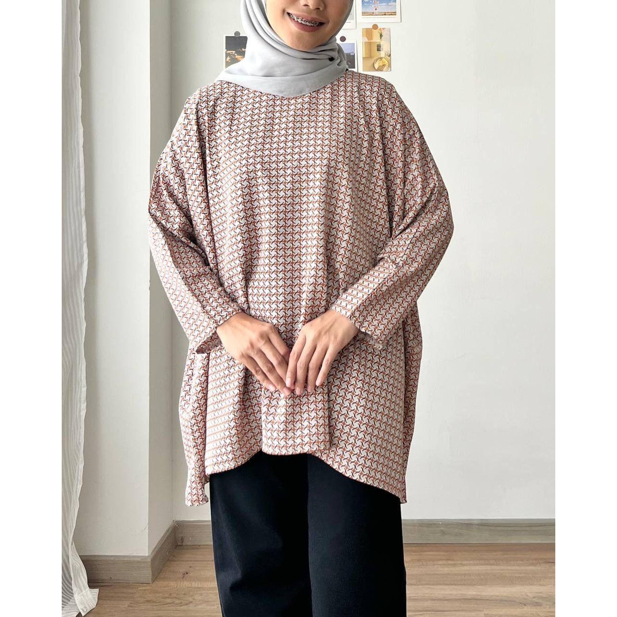KIMO BLOUSE BY PETIKITA CASUAL