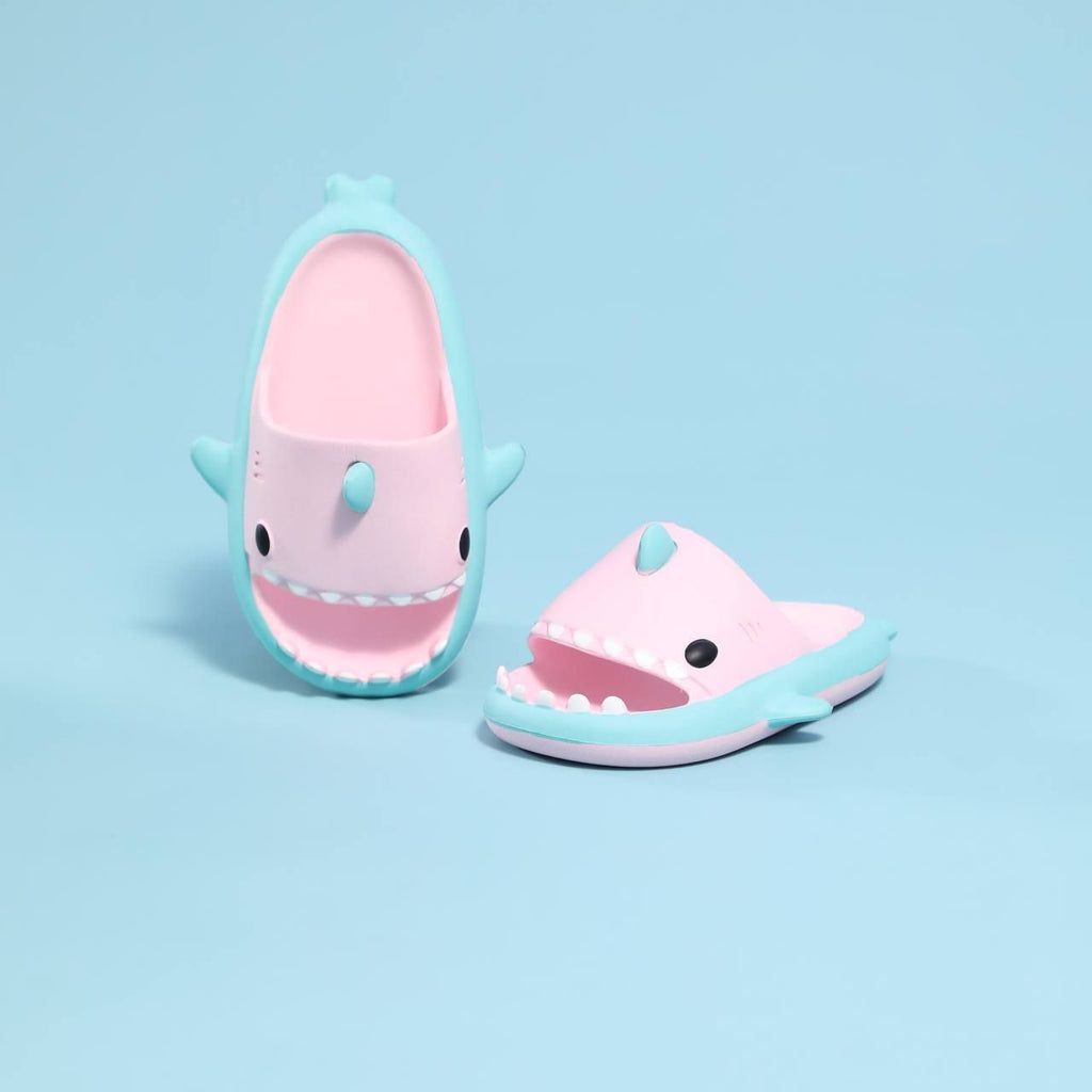 KIDS 3D SHARK SLIPPERS - 2 TONED