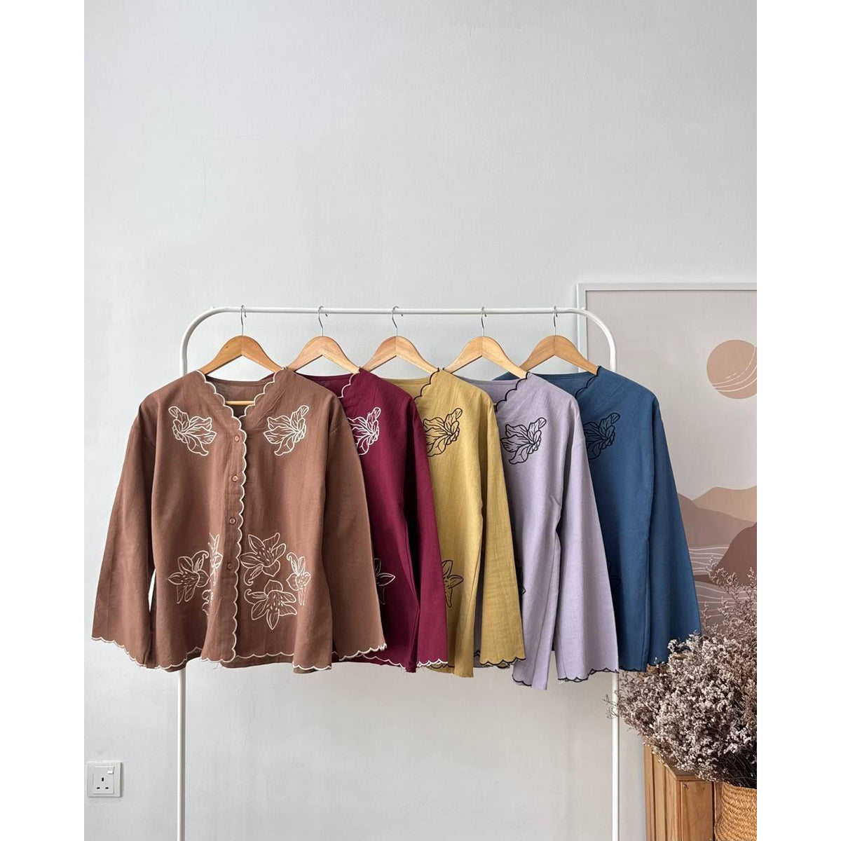 KEMBOJA 2.0 BLOUSE BY PETIKITA CASUAL