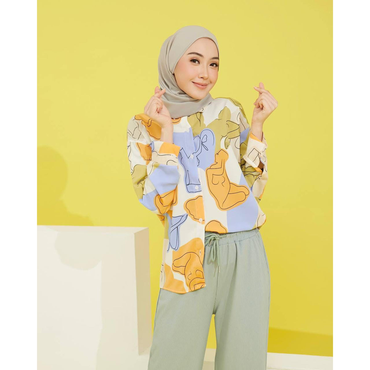 KAYLA BLOUSE  BY PETIKITA CASUAL