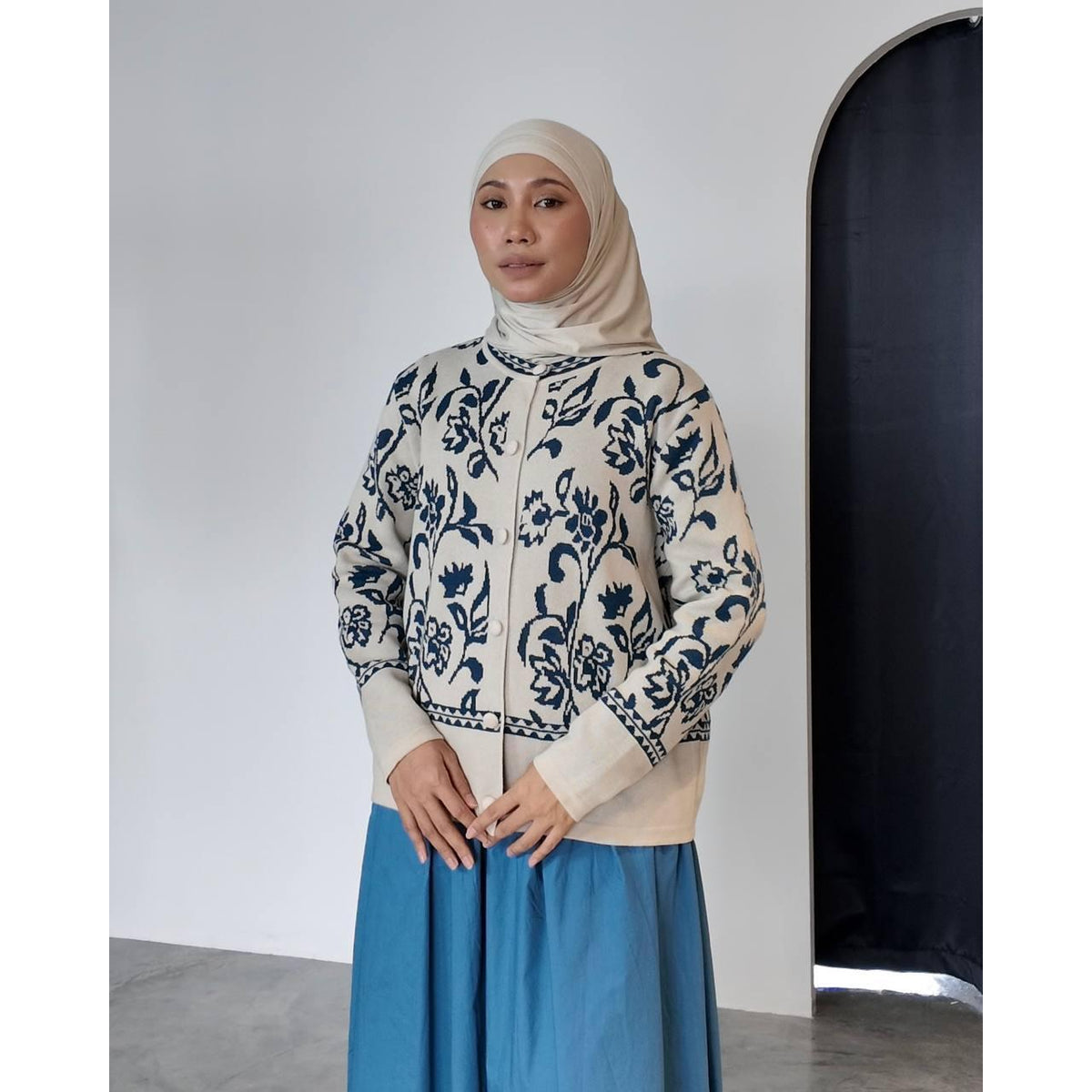 JULIYA OUTERWEAR BY PETIKITA CASUAL