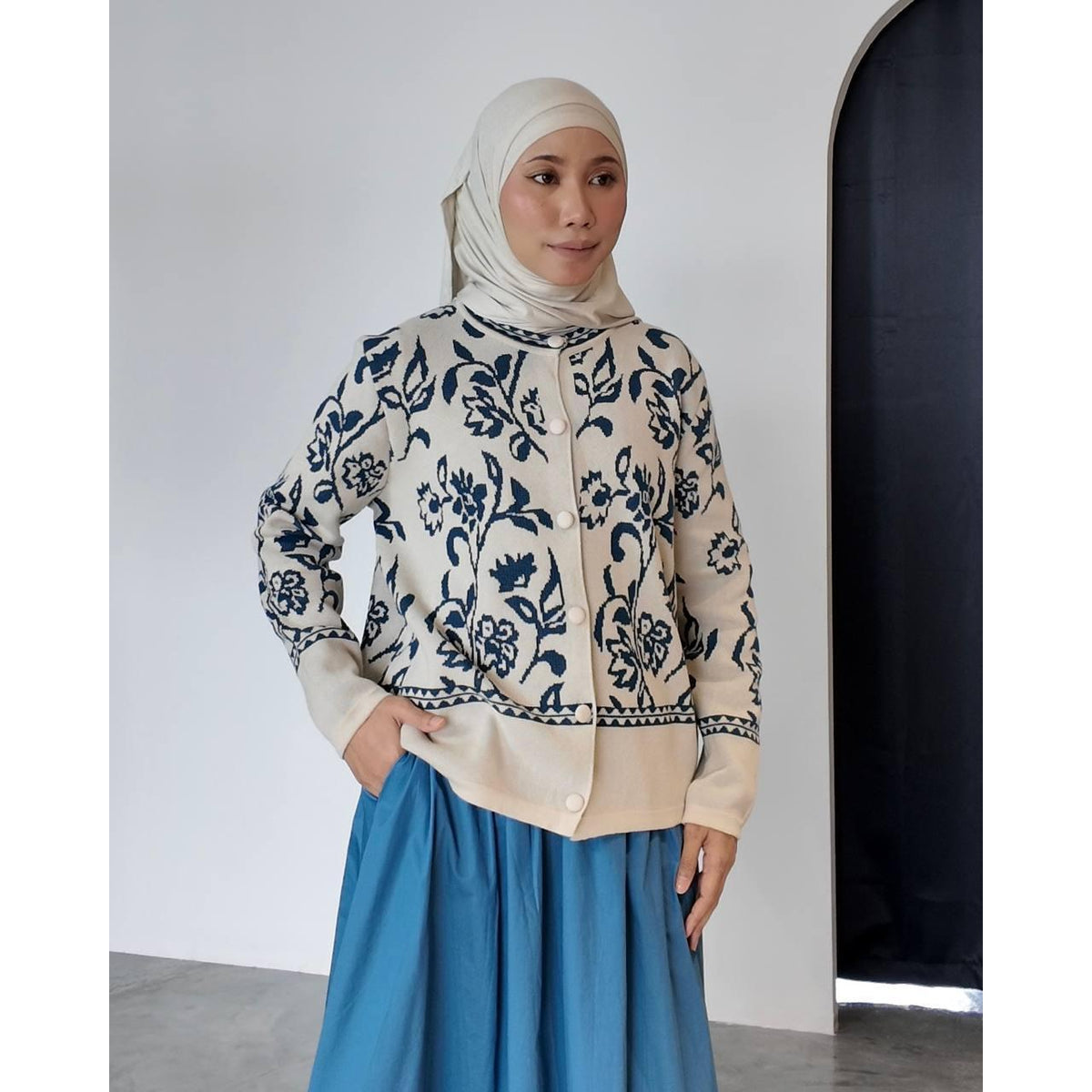 JULIYA OUTERWEAR BY PETIKITA CASUAL