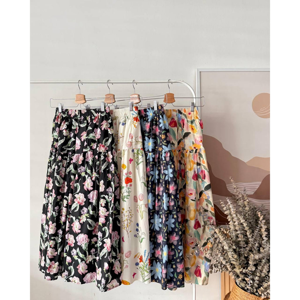 KIARA SKIRT BY PETIKITA CASUAL