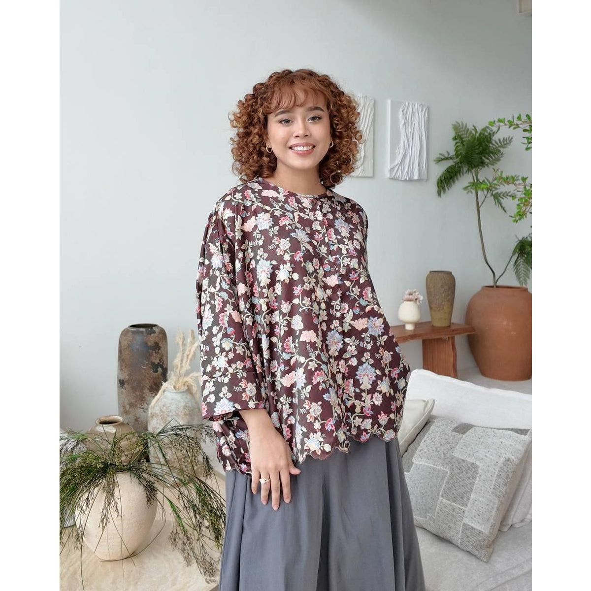 KALSOM BLOUSE BY PETIKITA CASUAL