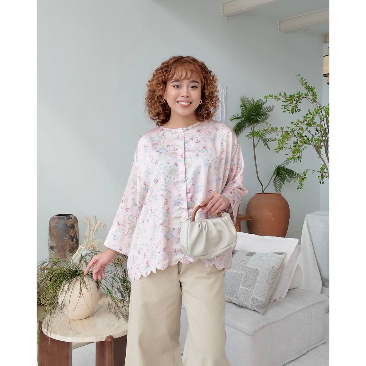KALSOM BLOUSE BY PETIKITA CASUAL