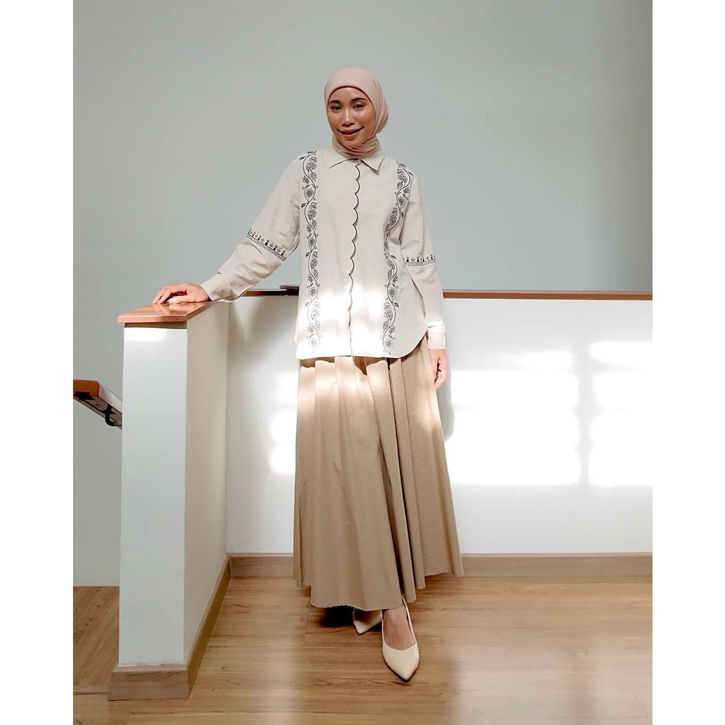 JUSTINE BLOUSE BY PETIKITA CASUAL