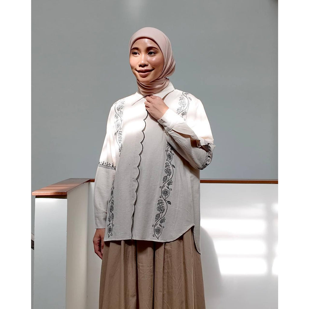 JUSTINE BLOUSE BY PETIKITA CASUAL
