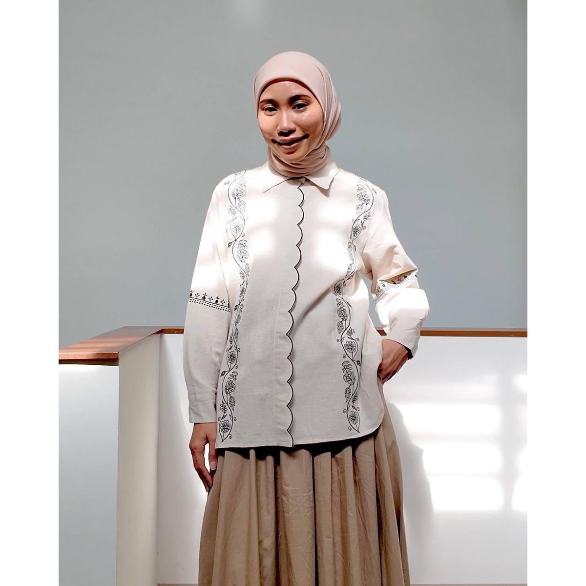 JUSTINE BLOUSE BY PETIKITA CASUAL