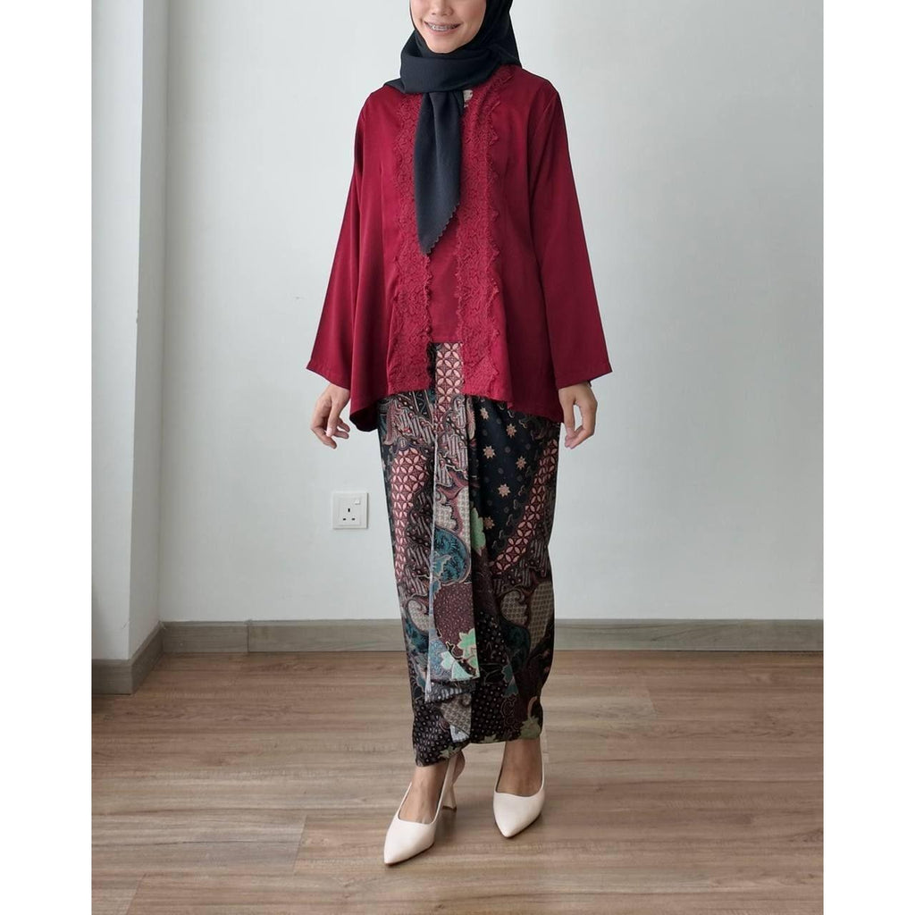 HAZWA KEBAYA BY PETIKITA RAYA 2024