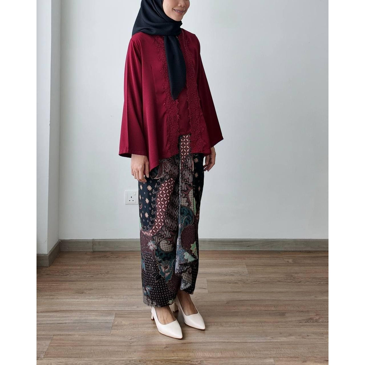 HAZWA KEBAYA BY PETIKITA RAYA 2024
