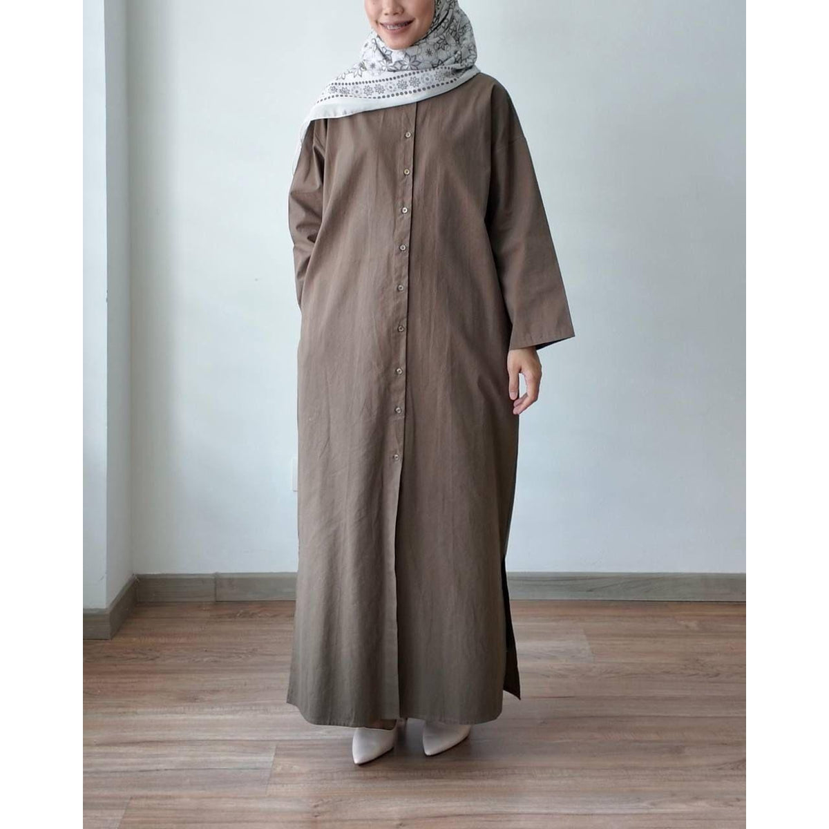 GISYA BLOUSE BY PETIKITA CASUAL