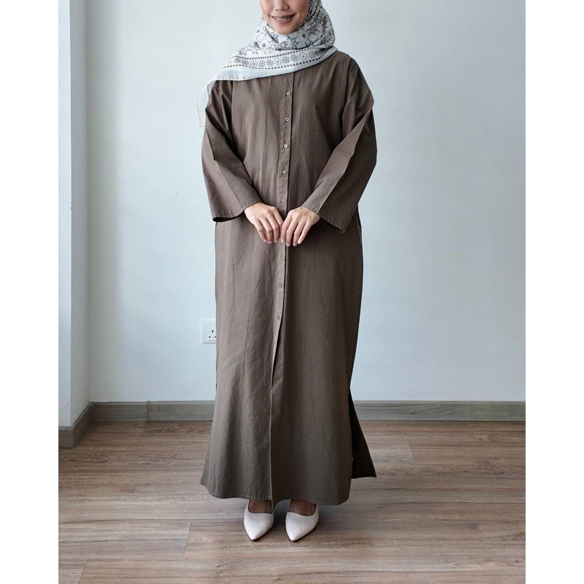 GISYA BLOUSE BY PETIKITA CASUAL