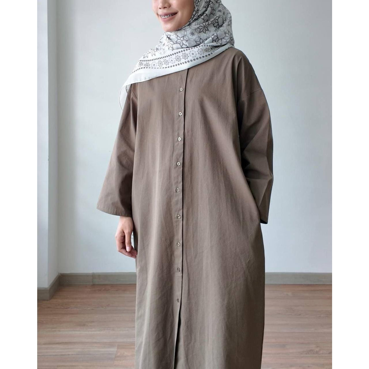 GISYA BLOUSE BY PETIKITA CASUAL