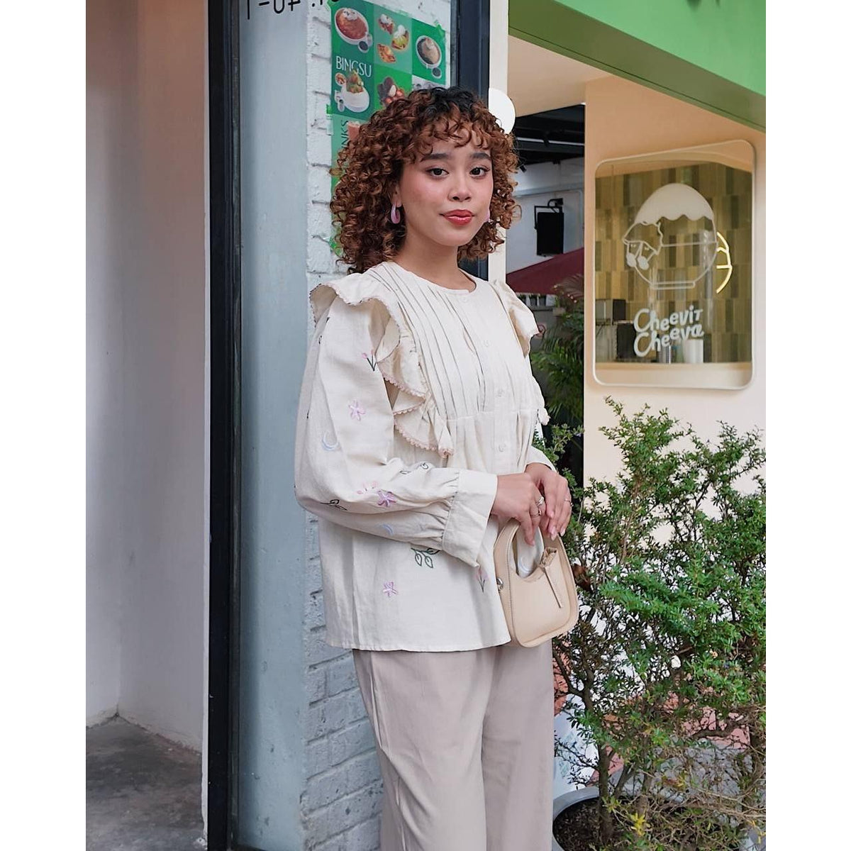 GIANI BLOUSE BY PETIKITAAAA