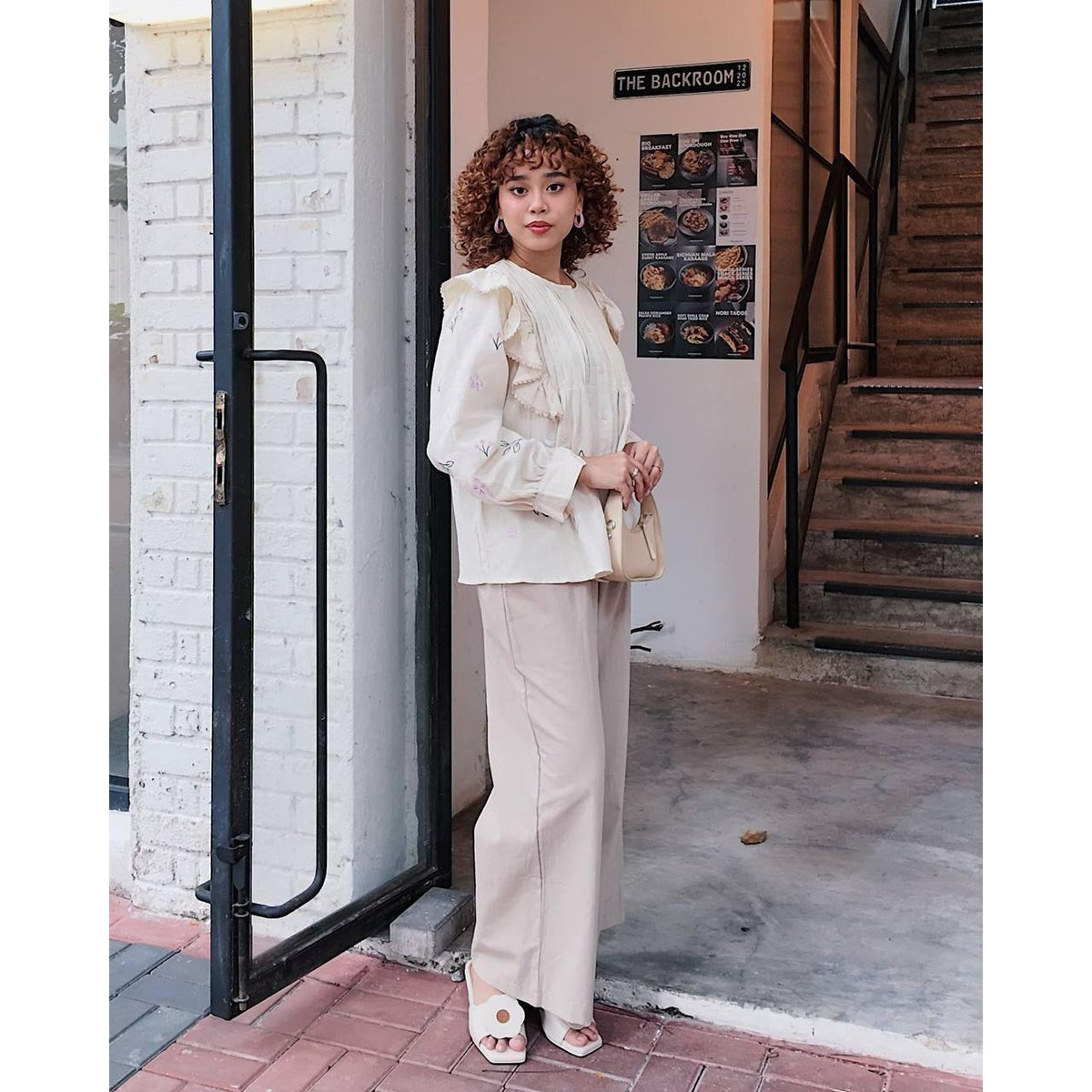 GIANI BLOUSE BY PETIKITAAAA