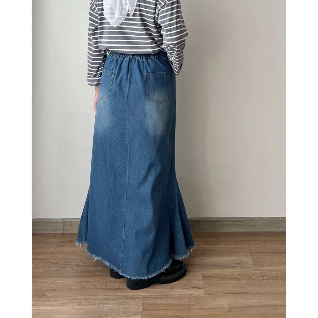 GATEA SKIRT BY PETIKITAAAA