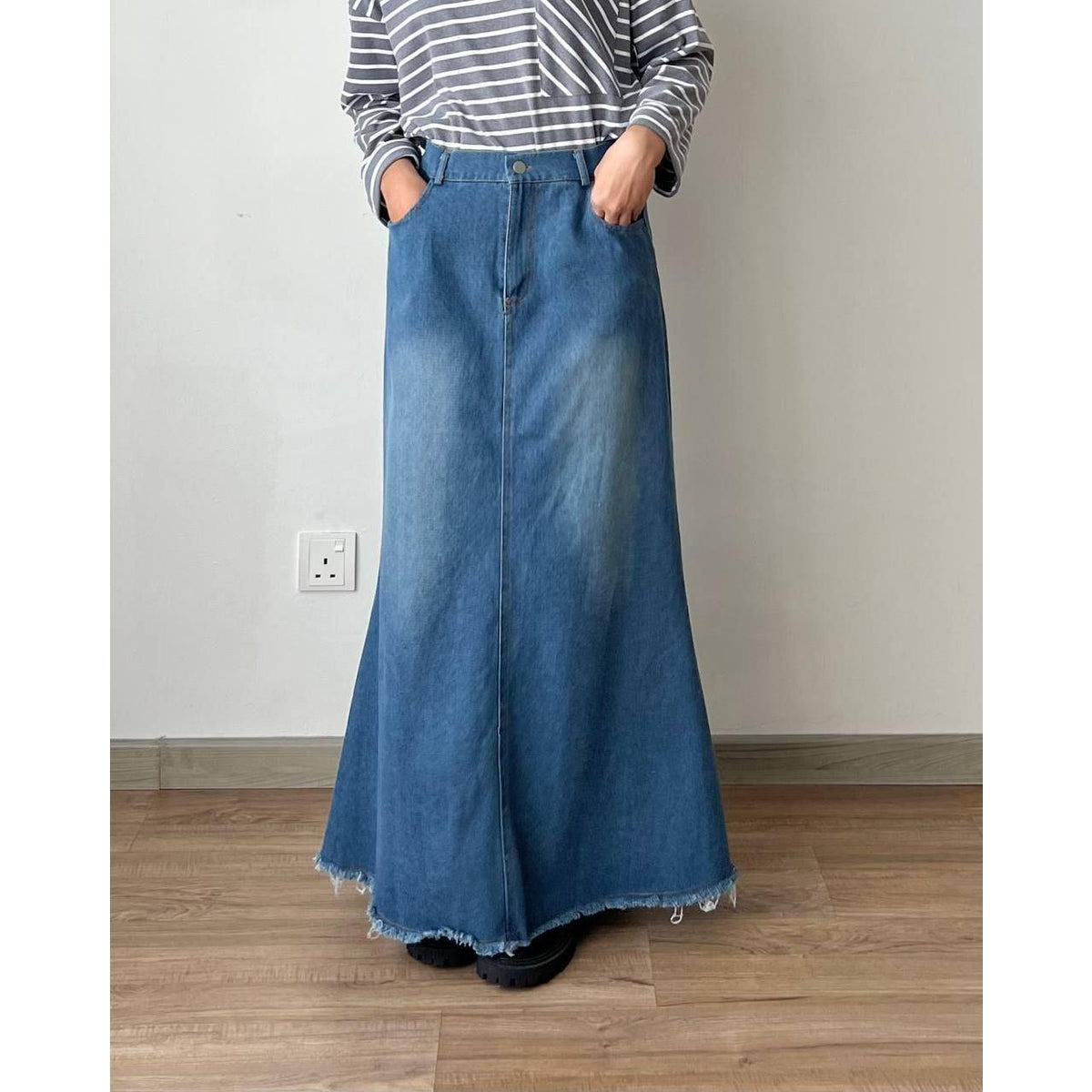 GATEA SKIRT BY PETIKITAAAA