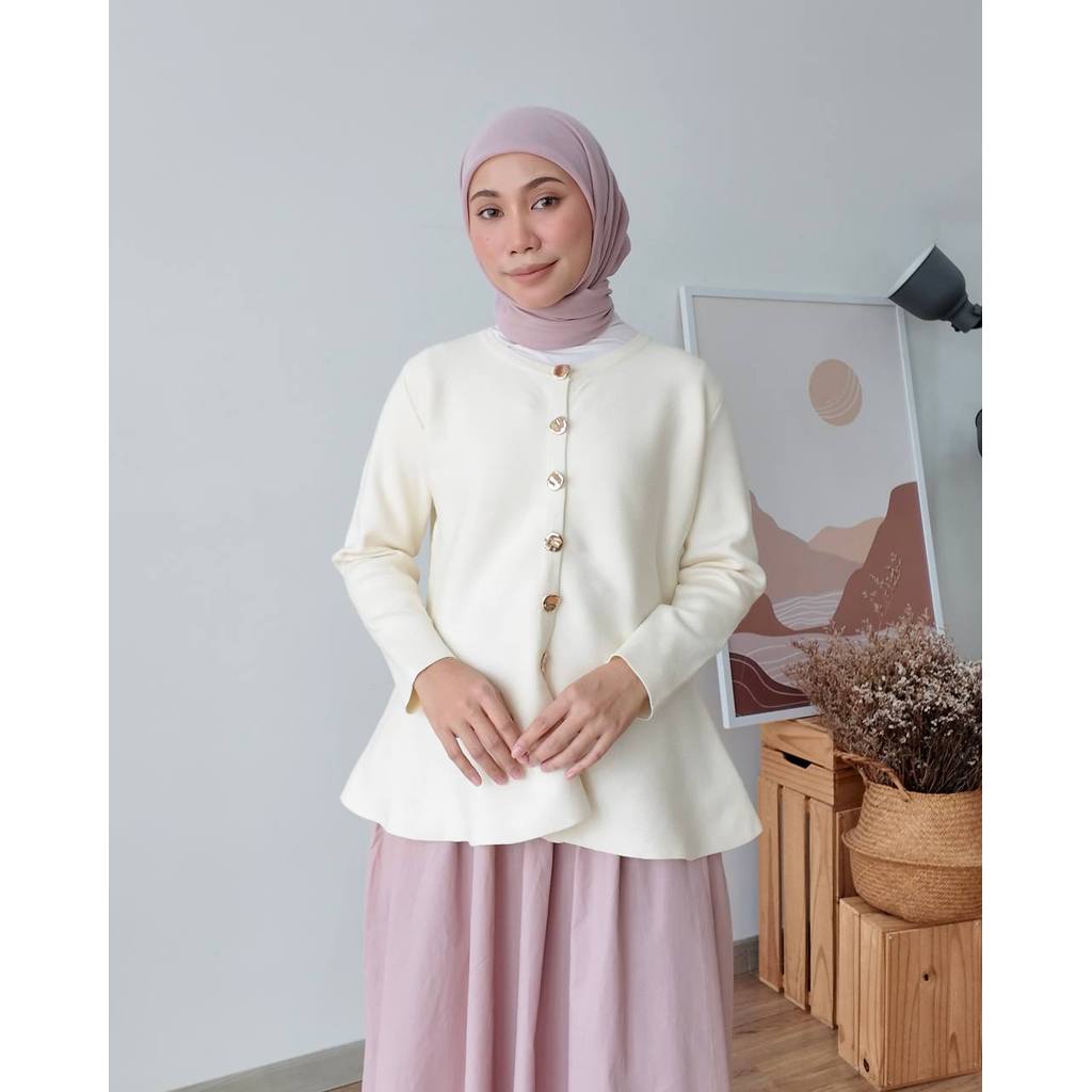 SADARA TOPS PETIKITA CASUAL