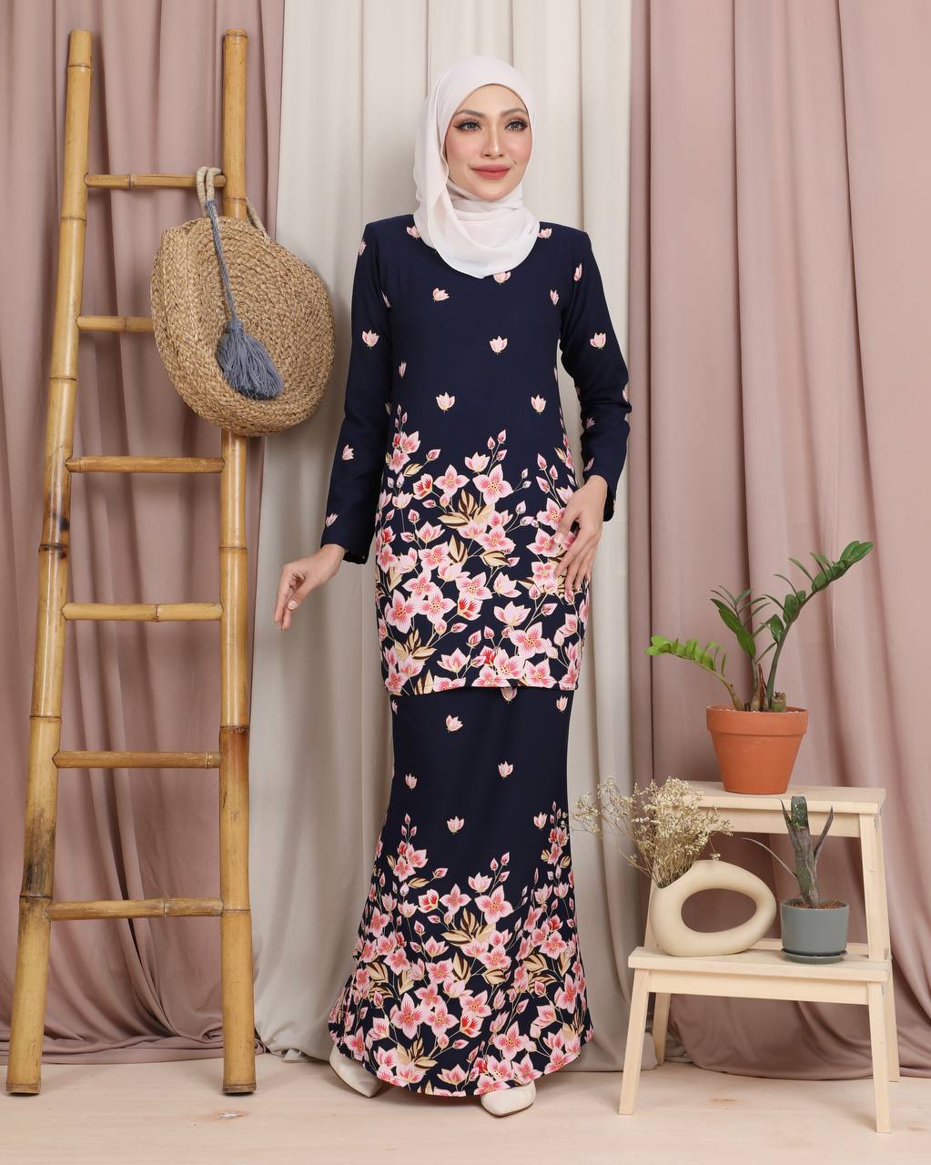 UYAINA KURUNG BY PETIKITA RAYA