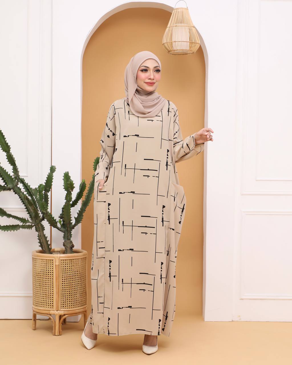SAMILA KAFTAN BY PETIKITA