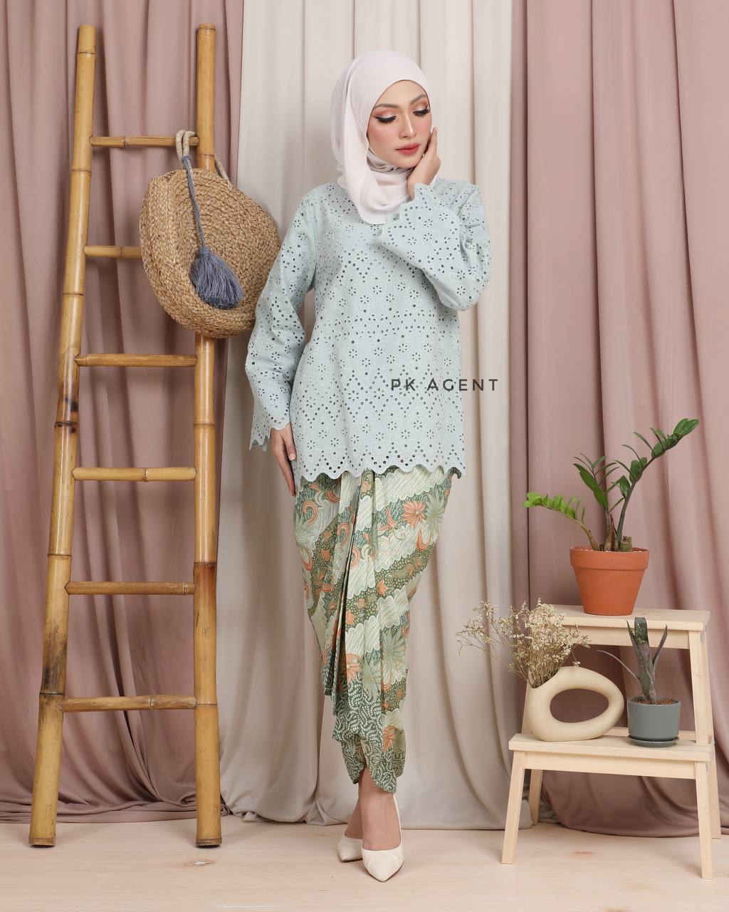 OKTOVIA KURUNG BY PETIKITA