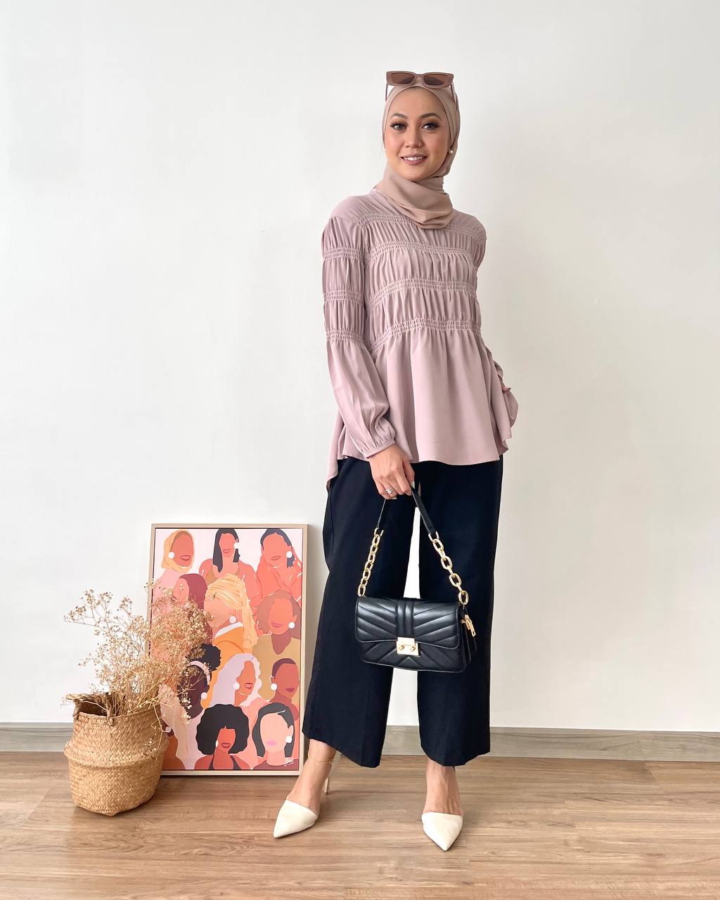 KARA BLOUSE  BY PETIKITA CASUAL