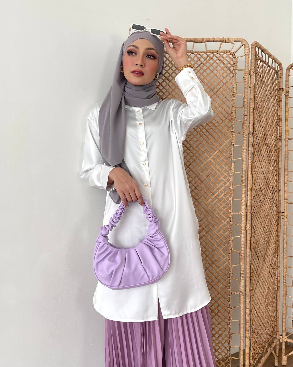 ILAYDA BLOUSE BY PETIKITA CASUAL