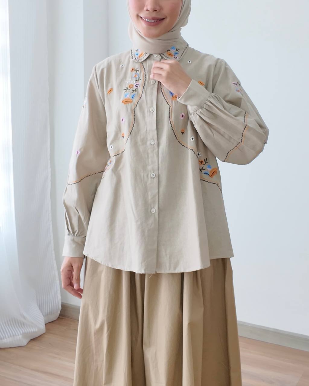 INARA BLOUSE BY PETIKITA CASUAL